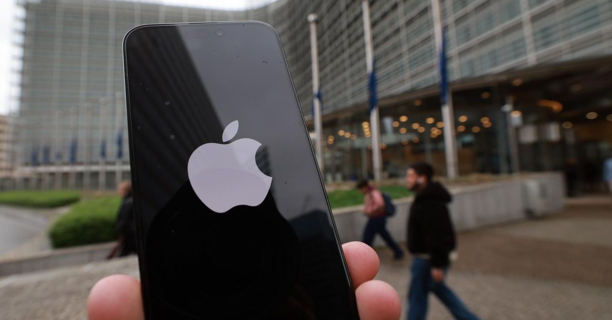 Apple intensifica su acción legal contra OpenAI por presunto robo de secretos comerciales